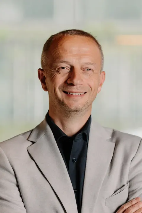 Portretfoto van Léon Borkes, Partner aandeelhouder · Belastingadviseur
